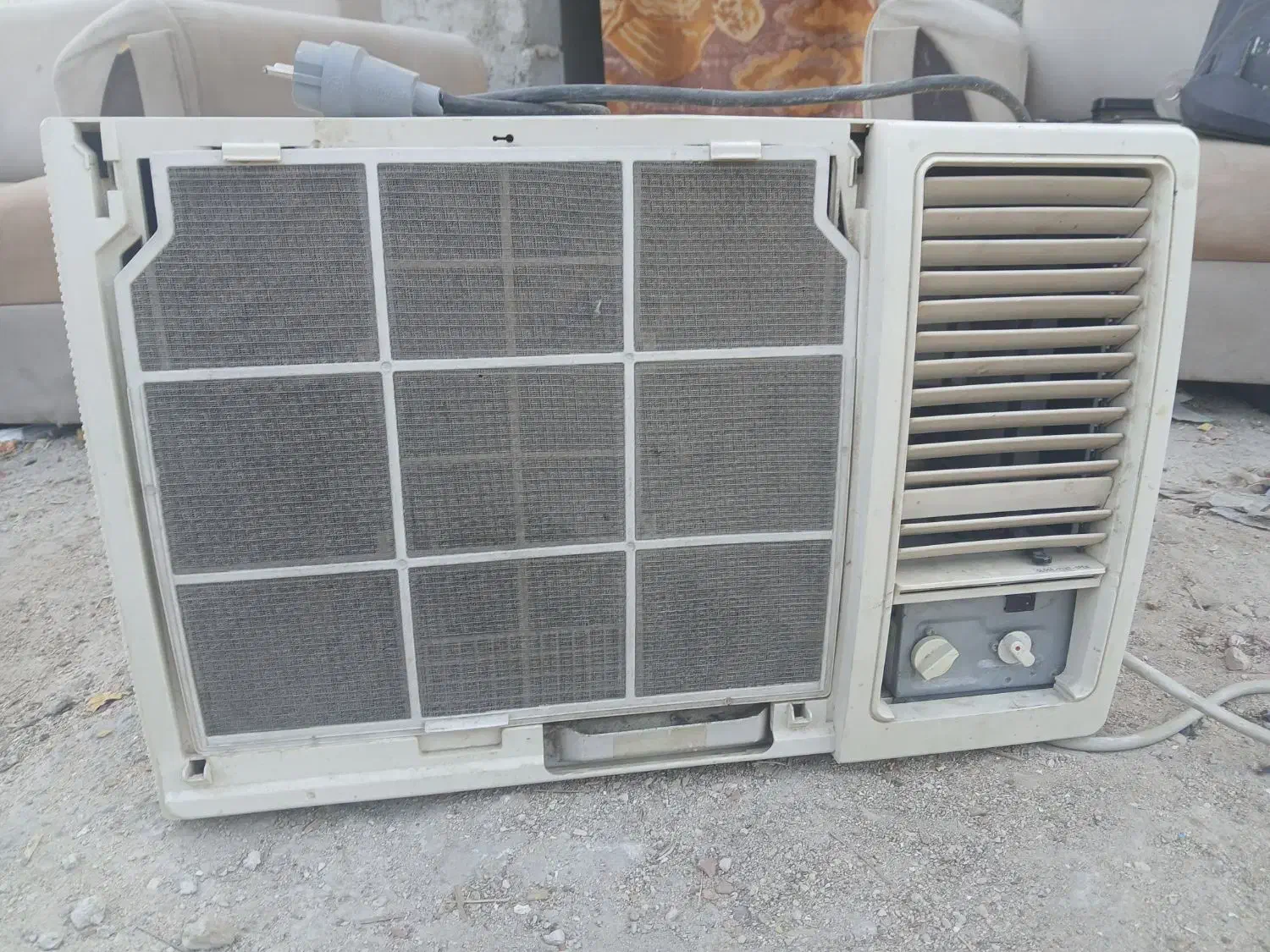 کولر گازی پنجره ای اسپلیت ۱۸۰۰۰ مدل گری gree|کولر گازی و فنکوئل|شیراز, فرگاز|دیوار