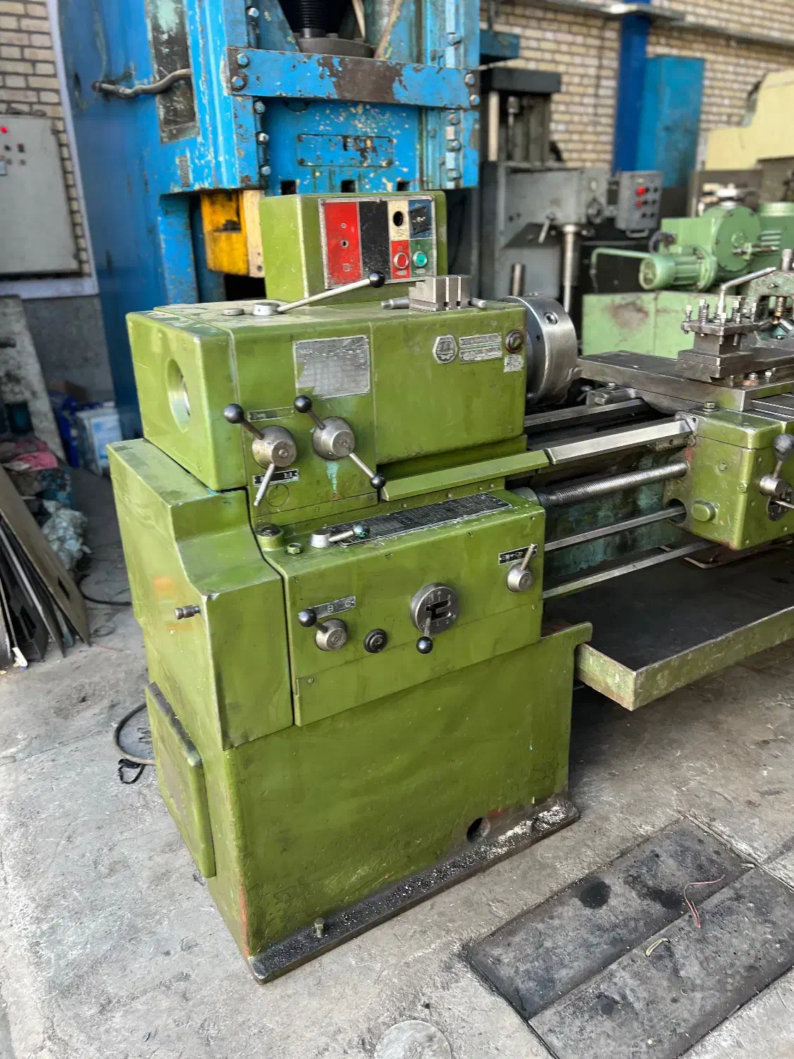 دستگاه تراش h11 و تبریز چینی کفتراش|ماشین‌آلات صنعتی|مشهد, شهرک صنعتی توس|دیوار