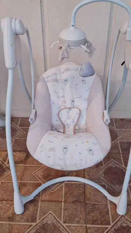 گهواره برقی|اسباب و اثاث بچه|چهارباغ, |دیوار