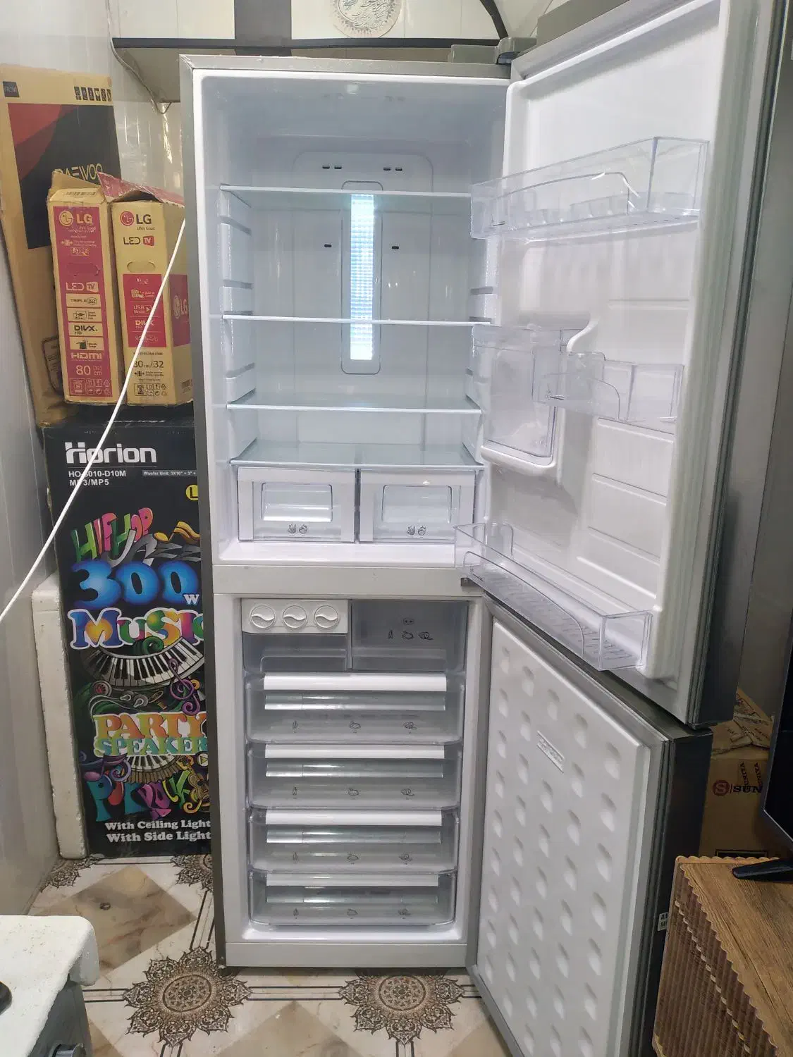 یخچال فریزر ۲۷فوت الکترواستیل۲ماه کارنکرده درحدنو|یخچال و فریزر|سنندج, |دیوار