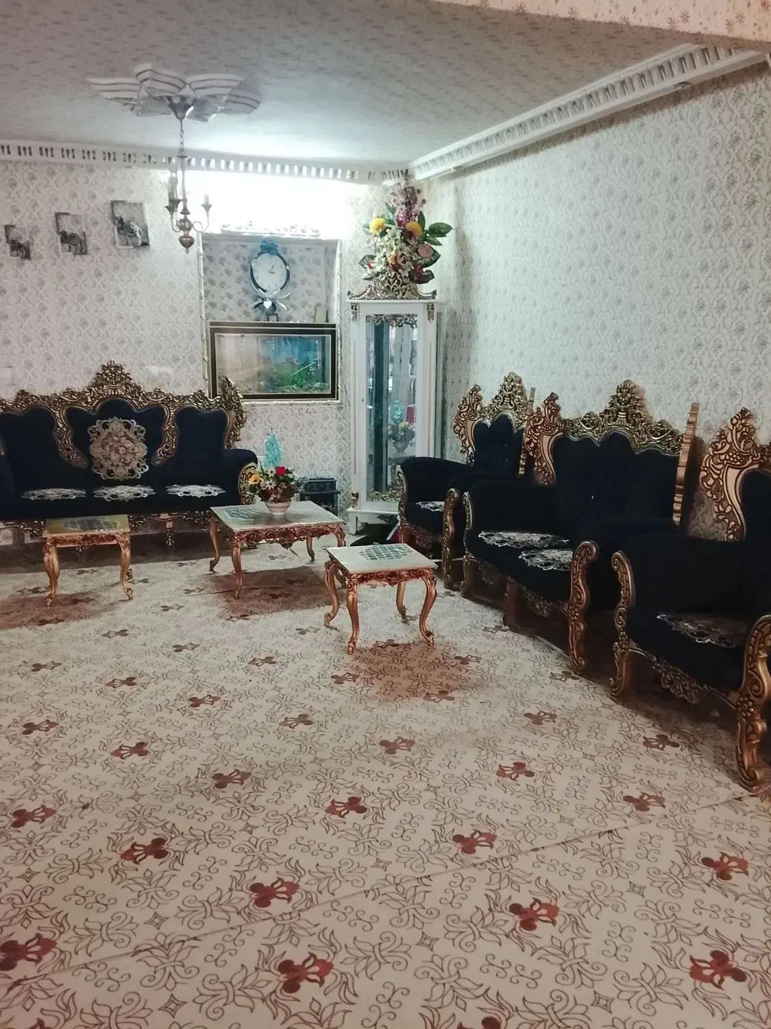 مبل 9نفره ومیزغذاخوری ۴نفره|مبلمان خانگی و میز عسلی|دشتابی, |دیوار