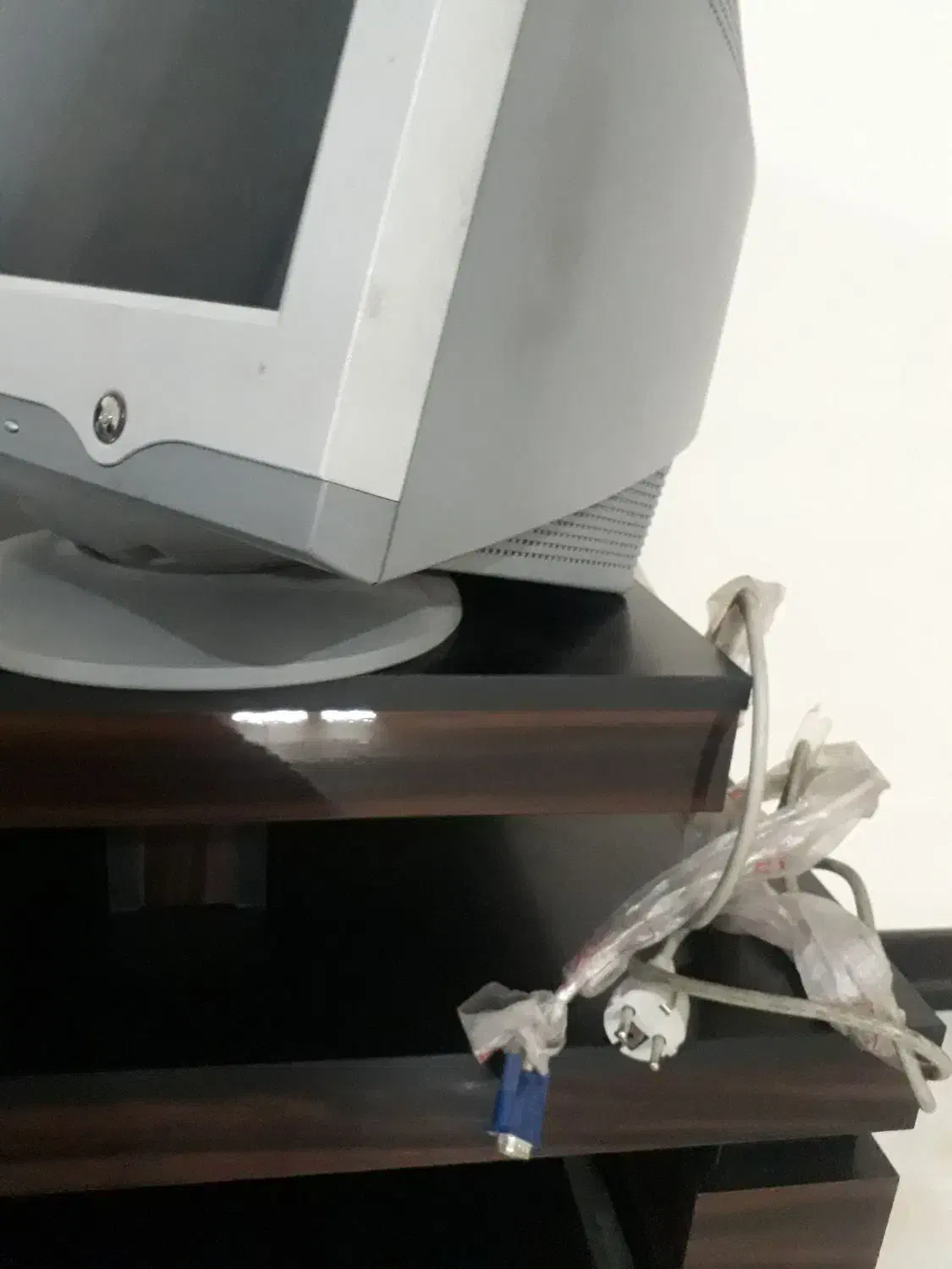 مانیتور LG|قطعات و لوازم جانبی رایانه|اصفهان, باغ فدک|دیوار