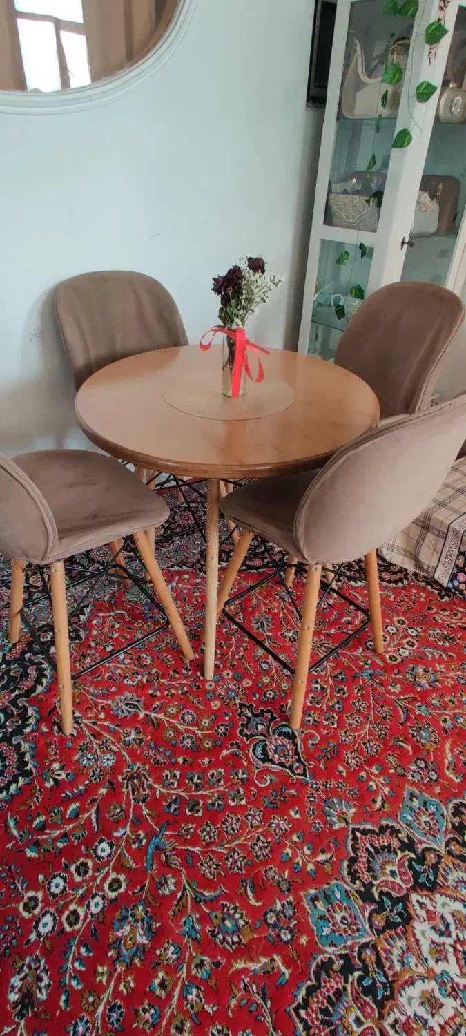 میز غذاخوری|میز و صندلی غذاخوری|قم, سنگ بند|دیوار