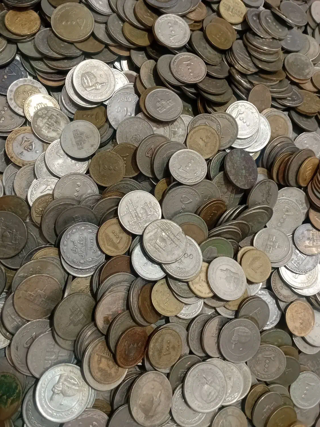 سکه جمهوری|کلکسیون سکه، تمبر، اسکناس|شیراز, قصرالدشت|دیوار