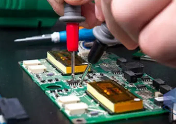 تعمیرات تخصصی و فوری برد الکتریکی|خدمات پیشه و مهارت|شیراز, درکی|دیوار