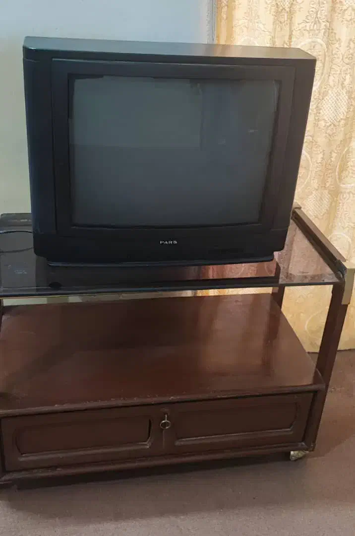 تلویزیون 21 پارس|تلویزیون و پروژکتور|بروجن, |دیوار