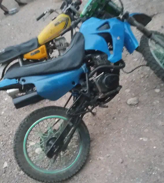 موتور هوندا و پرشی|موتورسیکلت|اردبیل, |دیوار