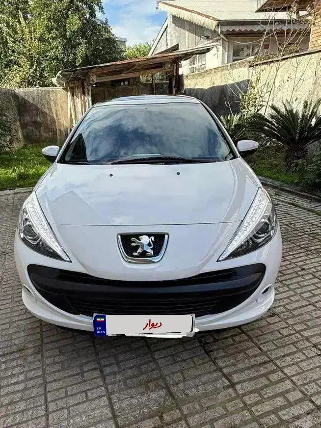 ۲۰۷ پانا مدل۱۴۰۲ سقف شیشه ۱۶هزارتاکار|خودرو سواری و وانت|رشت, گلسار|دیوار