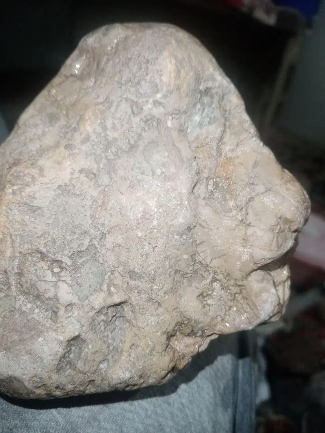 سلام دوستان نظرتون رالطف کنیدبگیدچه سنگهایی هستند|فعالیت داوطلبانه|قم, آرامستان بهشت معصومه|دیوار