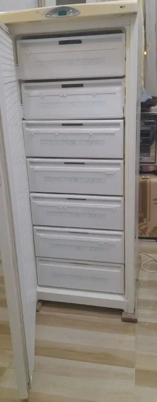 فریزر 22 فوت از برند پارس|یخچال و فریزر|طبس, |دیوار