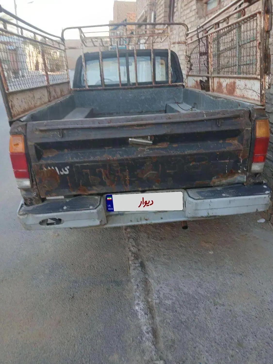 وانت مزدا۱۶۰۰|خودرو سواری و وانت|اردکان, |دیوار