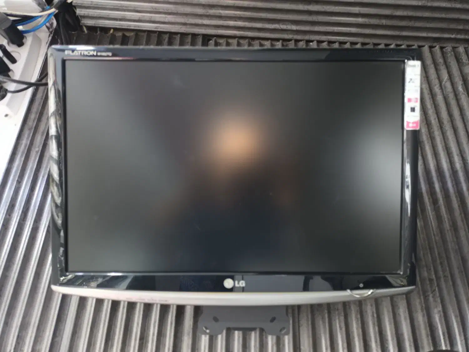 مانیتور ال جی|قطعات و لوازم جانبی رایانه|رشت, استادسرا|دیوار