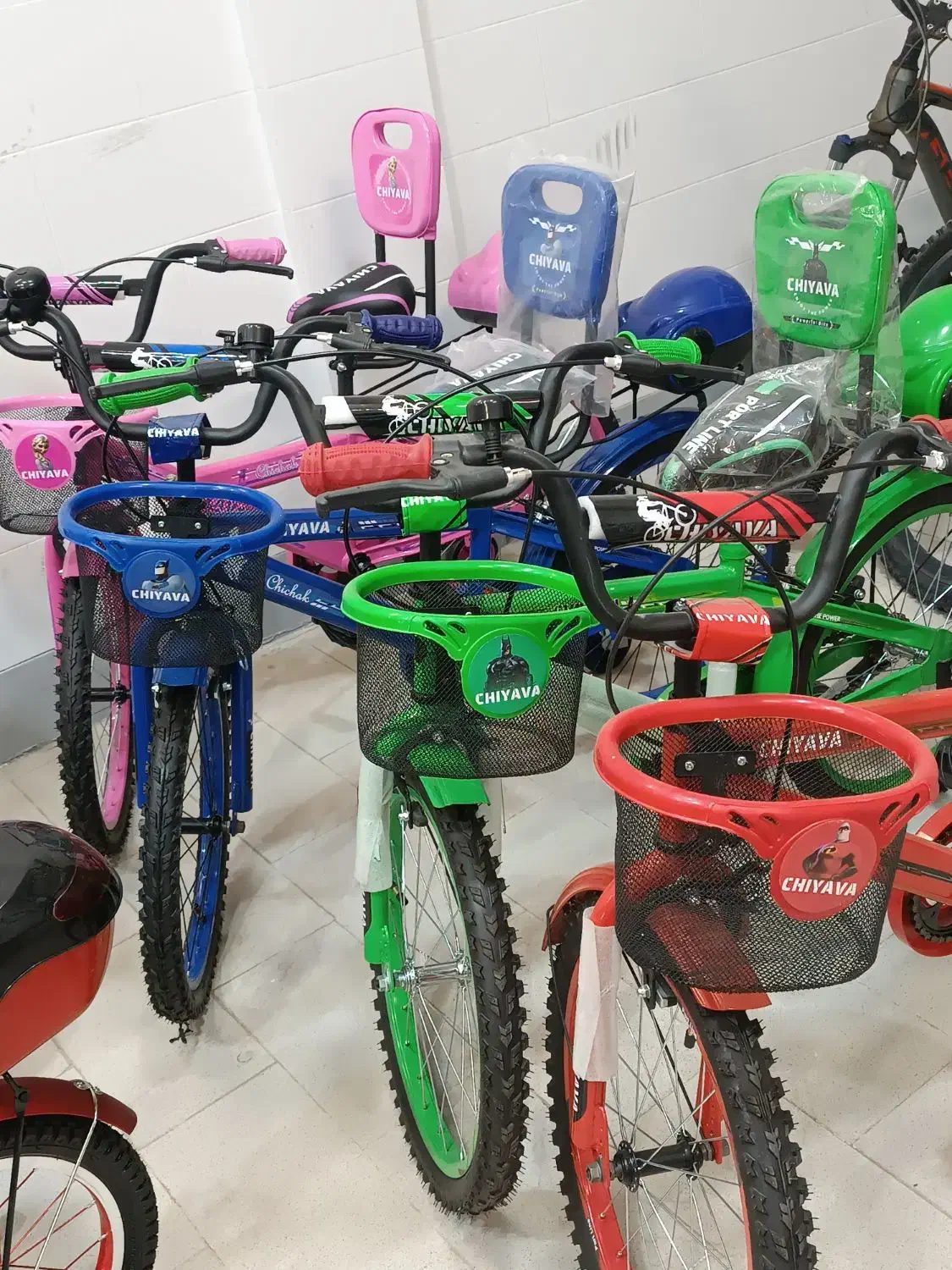 20پشتی دار چیاوا|دوچرخه، اسکیت، اسکوتر|یزد, |دیوار