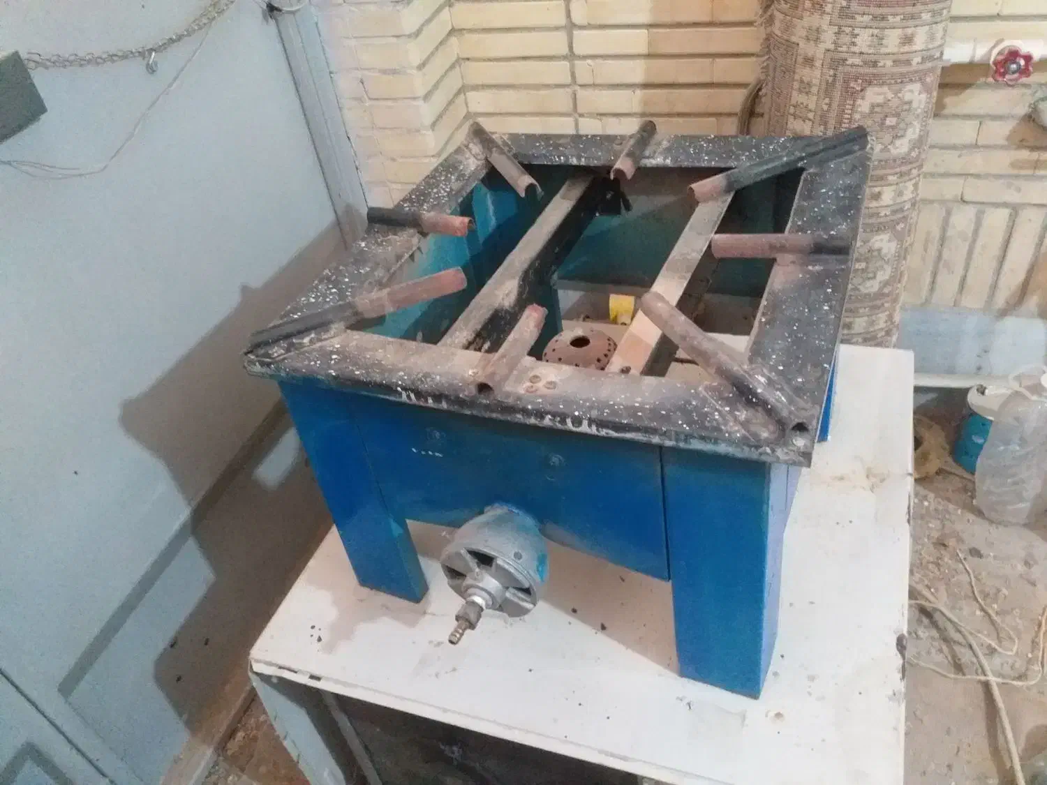 اجاق گاز چهار پایه حیاطی مشعل دار بزرگ|اجاق گاز و لوازم برقی پخت‌وپز|شاهین‌شهر, سعدی شمالی|دیوار