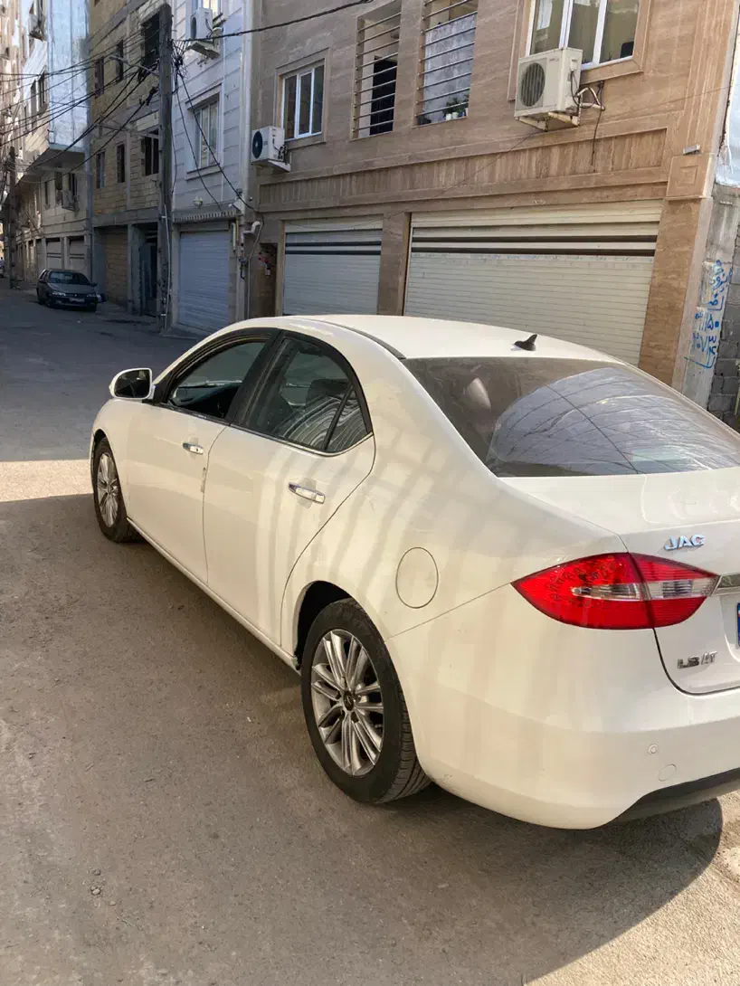 جک j5 اتوماتیک مدل ۹۵|خودرو سواری و وانت|رشت, گلزاران|دیوار