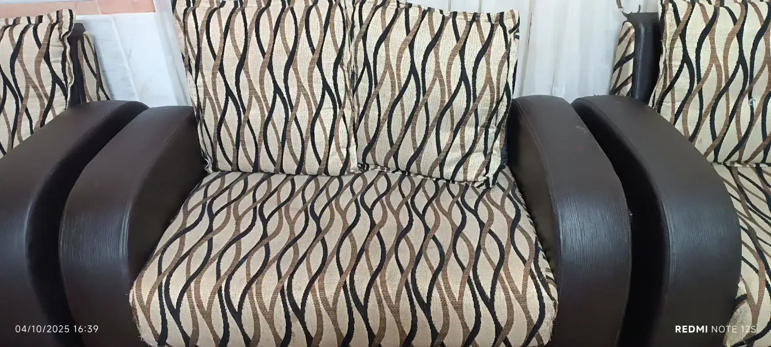 مبل راحتی ۷ نفره|مبلمان خانگی و میز عسلی|زابل, |دیوار