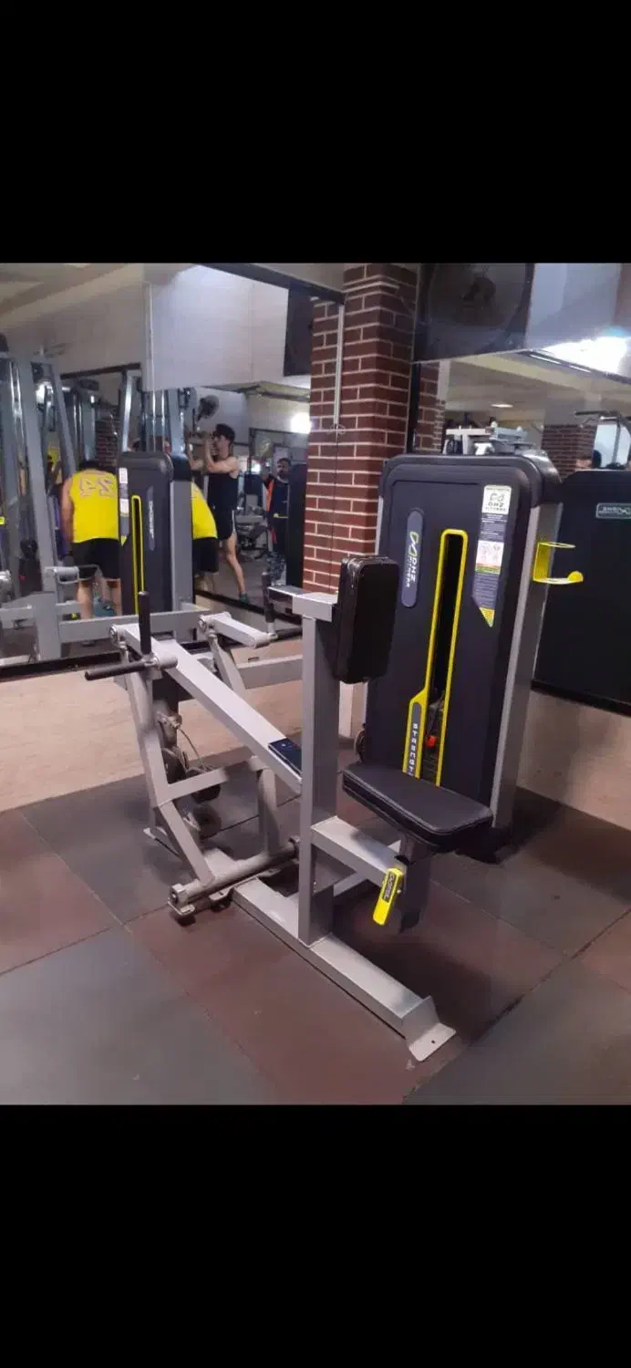 تعدادی دستگاه بدنسازی تردمیل کمد|تجهیزات ورزشی|هشتگرد, هشتگرد قدیم|دیوار