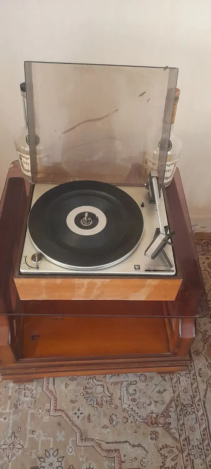 گرامافون دک قدیمی|کلکسیون اشیاء عتیقه|تهران, شهرک غرب|دیوار