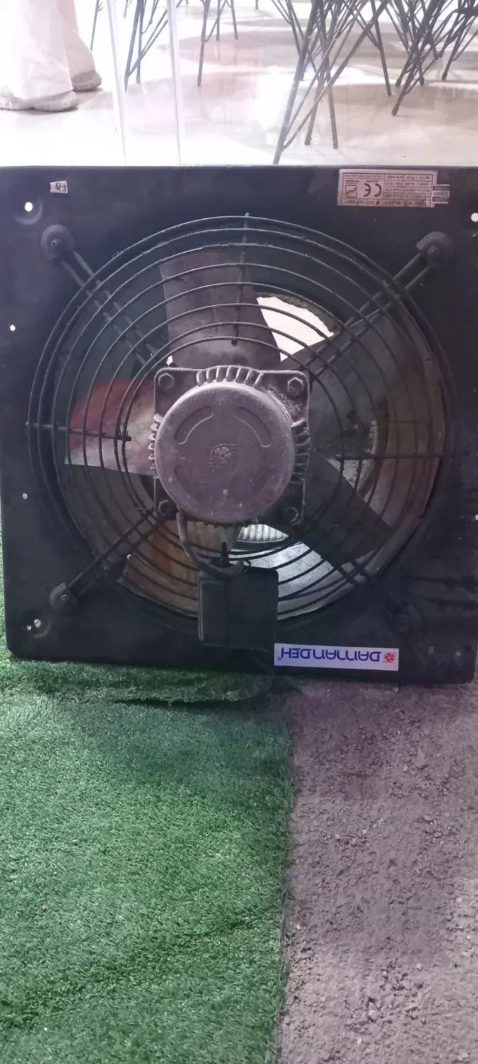 هواکش ۴۰ در ۴۰ بسیار قوی|پنکه و تصفیه‌کنندهٔ هوا|رشت, پل تالشان|دیوار