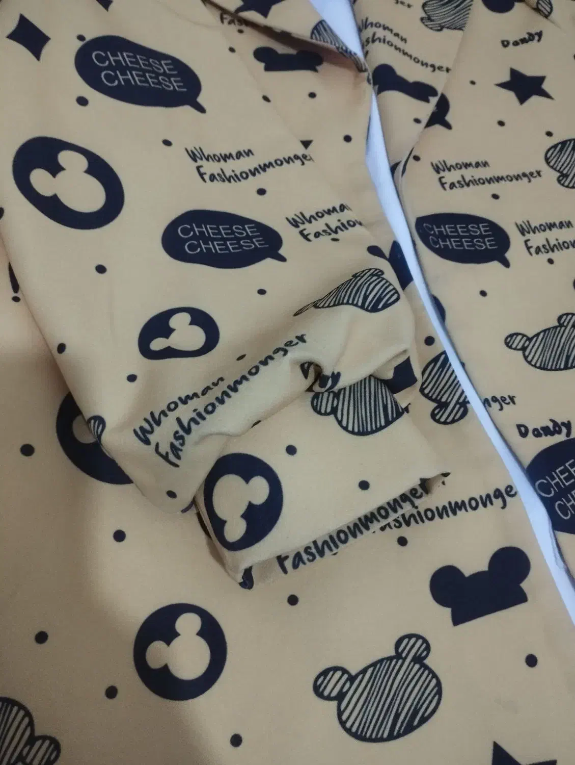 لباس|لباس|علی‌آباد کتول, |دیوار