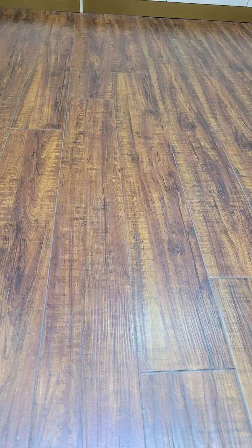 پارکت چوبی|مصالح و تجهیزات ساختمان|قم, زنبیل آباد|دیوار