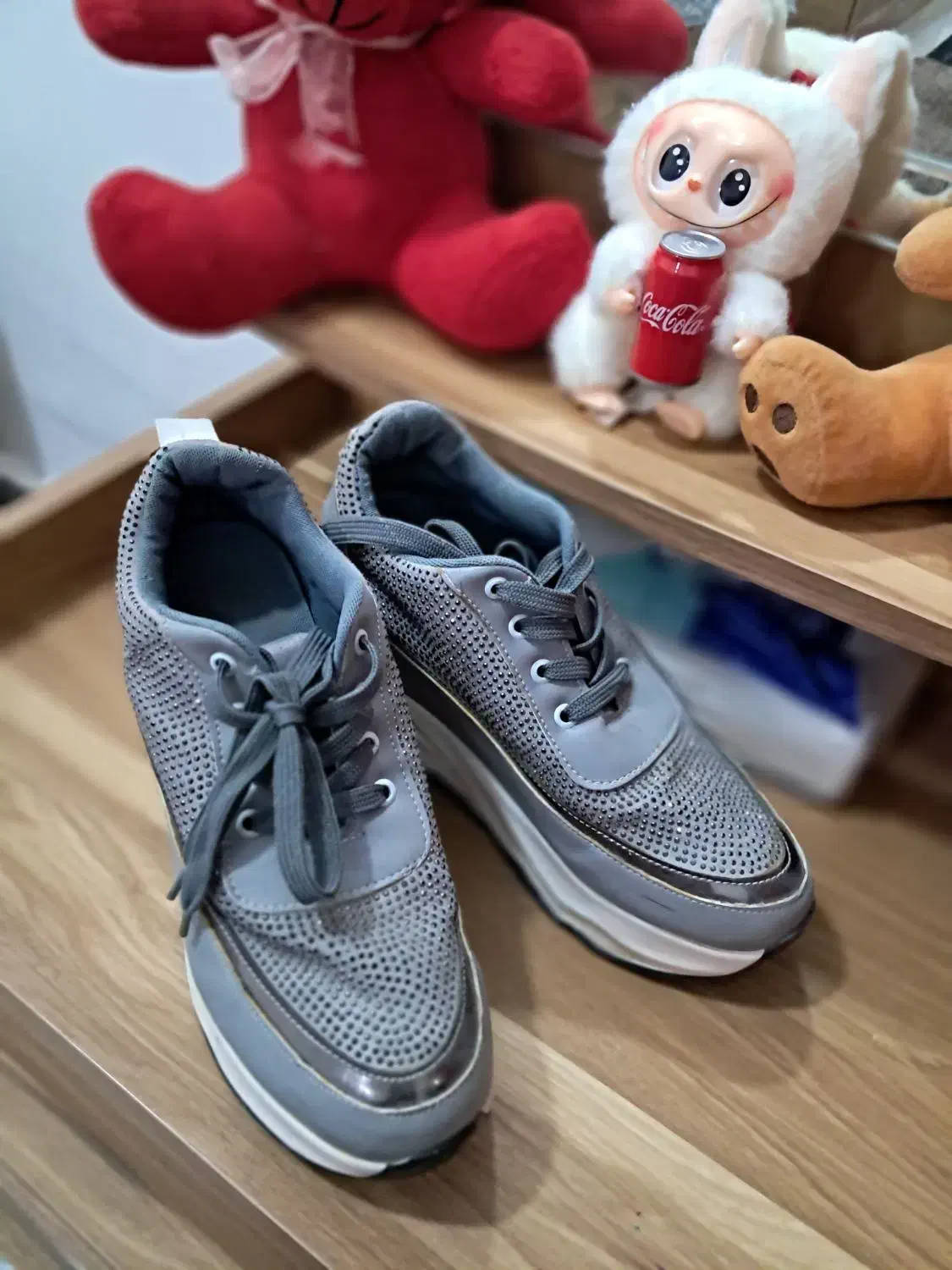 تعدادی کفش درحد نو|کیف، کفش، کمربند|بندر کنگان, |دیوار