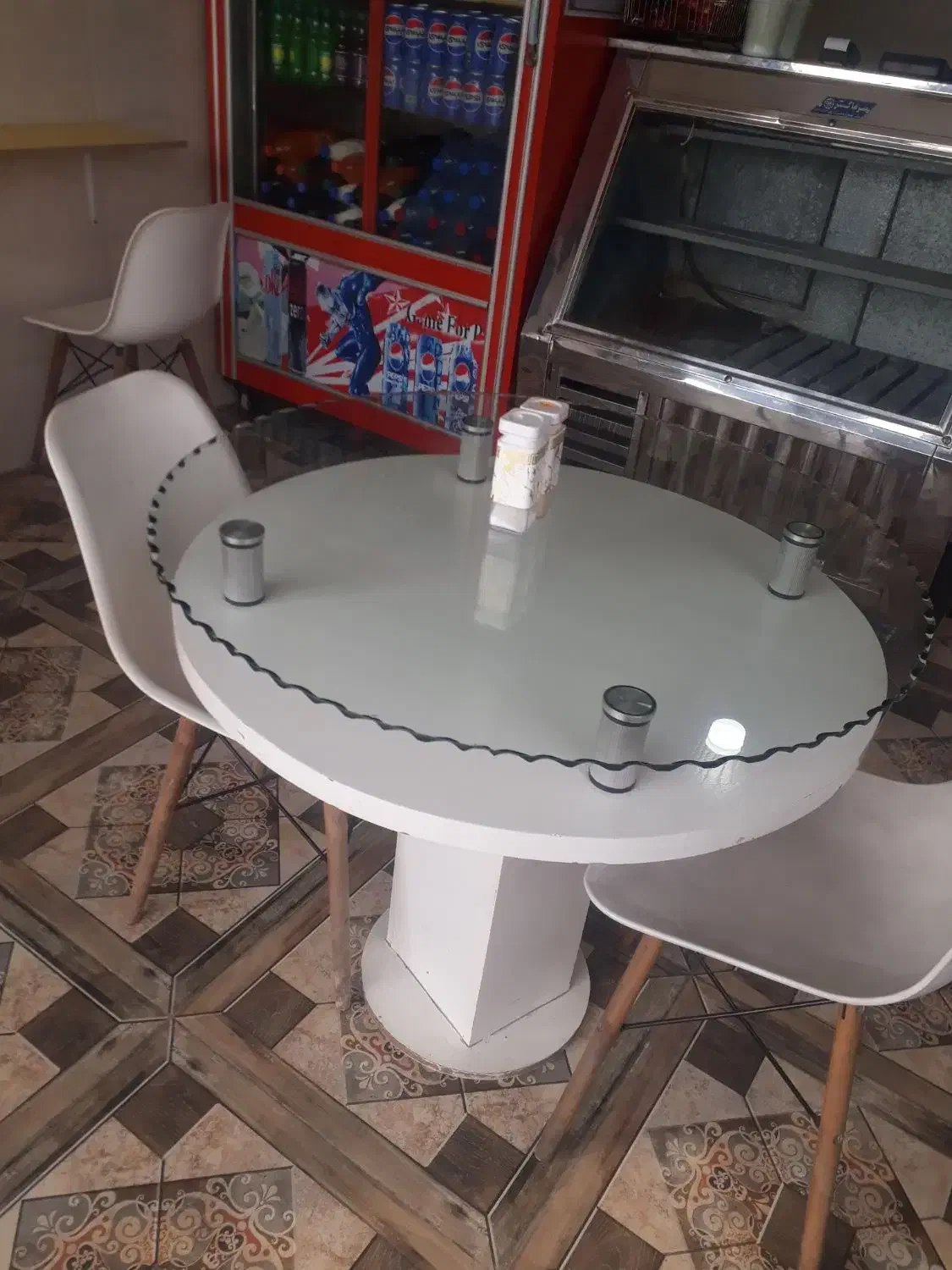 میز شیشه ای درجه یک|میز و صندلی غذاخوری|شوشتر, |دیوار