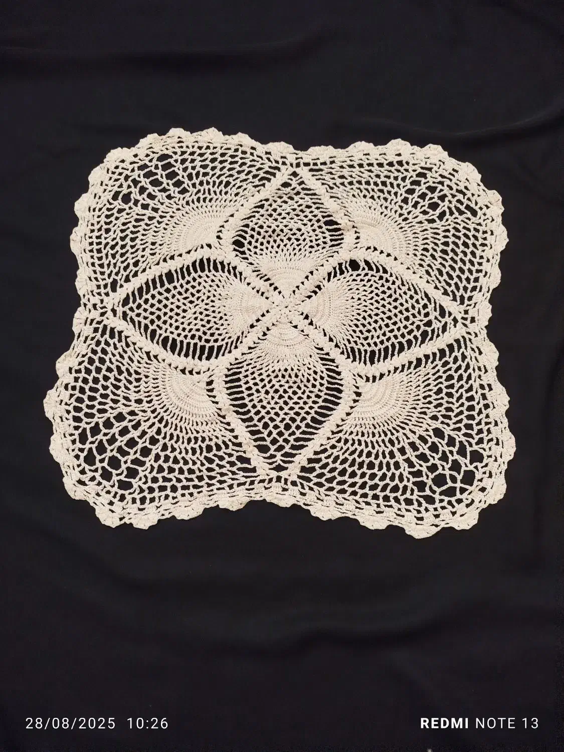 بافتنی|لوازم خیاطی و بافتنی|قم, باغ شریفی|دیوار