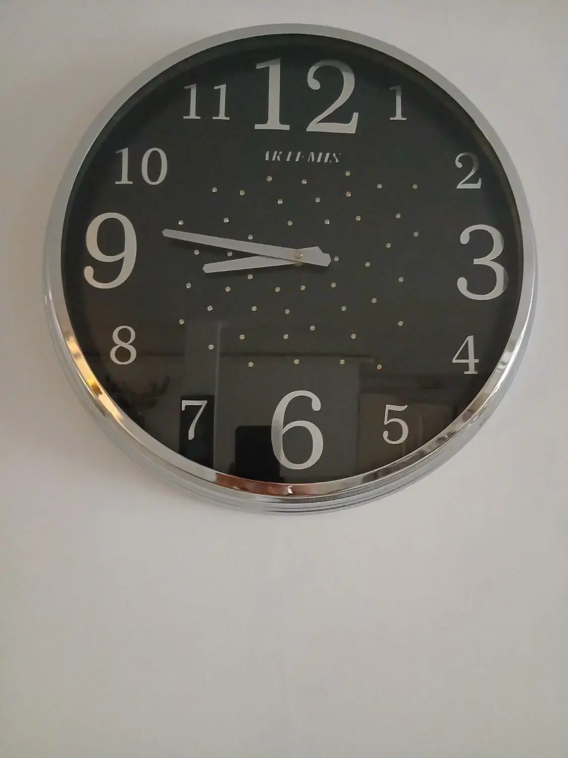 ساعت مشکی نقره ای نگین دار استیل|ساعت دیواری و تزئینی|تهران, مشیریه|دیوار