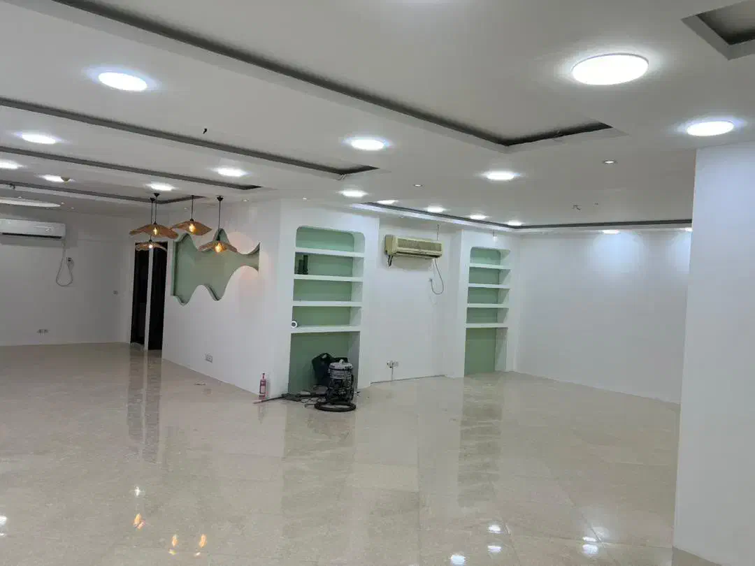 فروش فلت ۱۴۳ متری(گلشهر)|فروش دفتر کار، اتاق اداری، مطب|بندرعباس, |دیوار