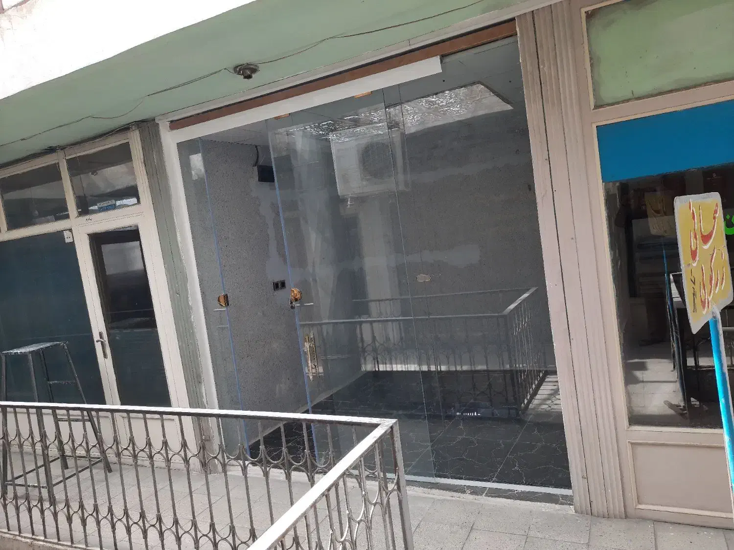 اجاره مغازه 4راه بانک پاساژ عدالت طبقه 2|اجارهٔ مغازه و غرفه|خرمآباد, |دیوار