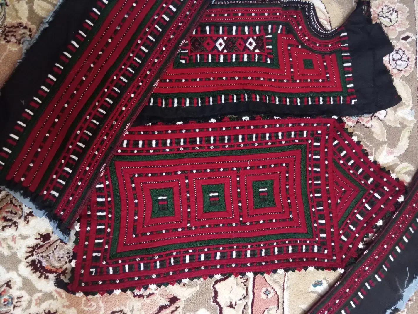 فروش زیح استین|لباس|سراوان, |دیوار