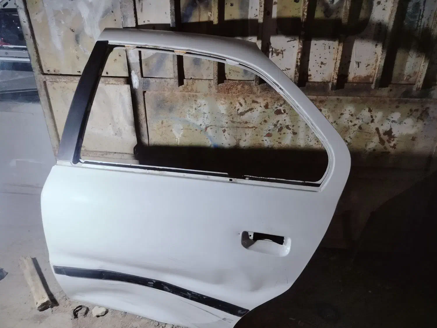 درب سمند سمت راننده و پشت راننده 2500تومان|قطعات یدکی و لوازم جانبی|آبادان, |دیوار