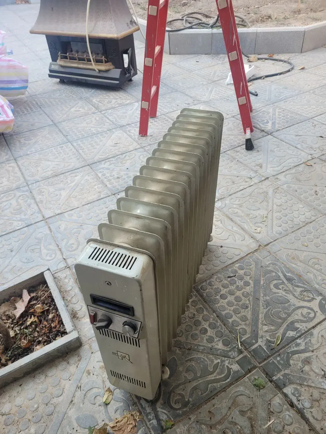 شوفاژ برقی|بخاری، هیتر، شومینه|جوین, |دیوار