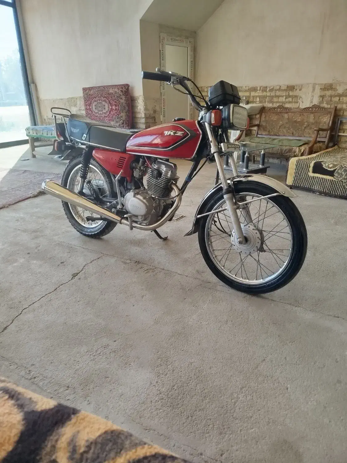 موتور|موتورسیکلت|سلماس, |دیوار