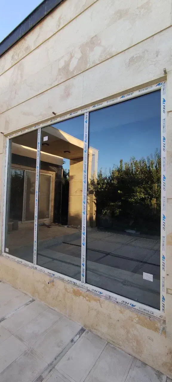 تولید،نصاب،نصب تعمیرات،رگلاژ درب و پنجره دوجداره|خدمات پیشه و مهارت|قشم, |دیوار