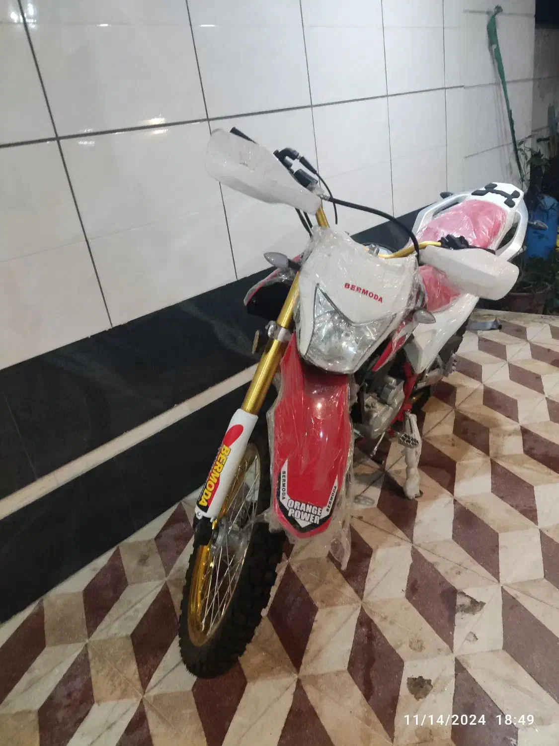 تریل برمودا 250 کراس|موتورسیکلت|شیراز, زرهی|دیوار