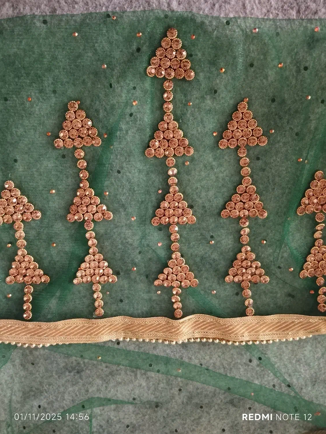 شال حنا|لباس|کهریزک, |دیوار