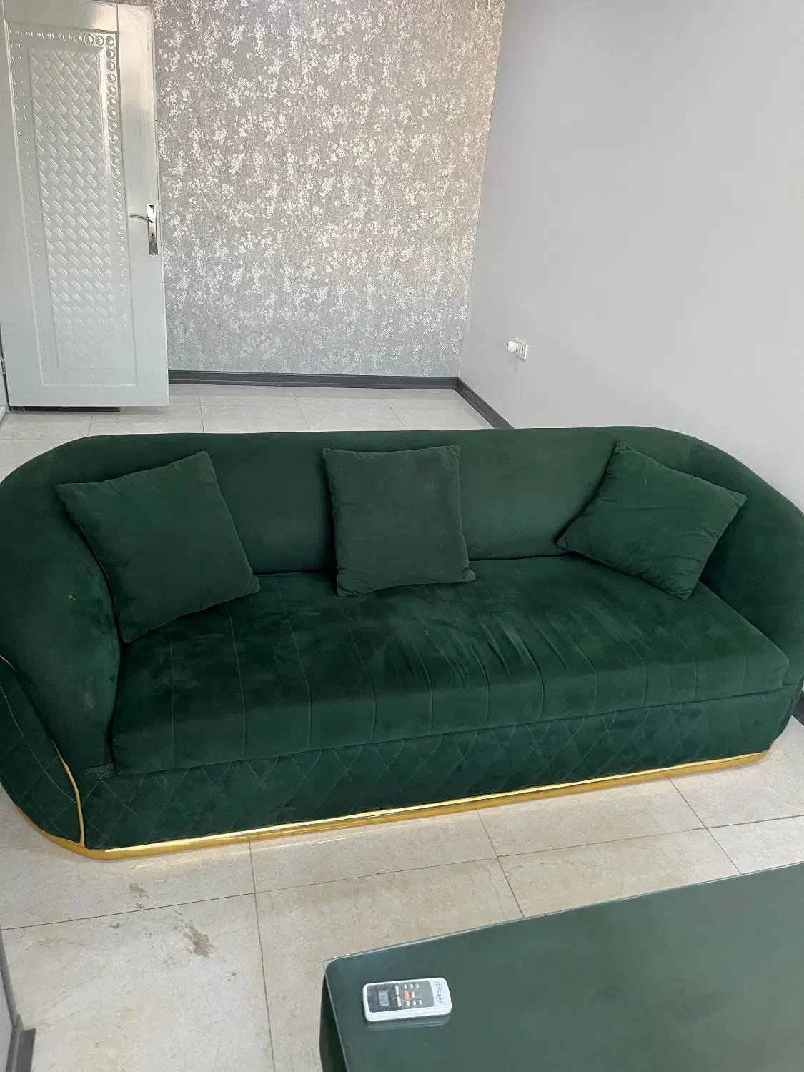 مبل راحتی|مبلمان خانگی و میز عسلی|کرج, عظیمیه|دیوار