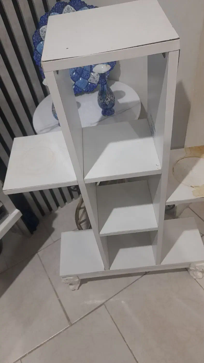 استند گل|کتابخانه، شلف، قفسه‌های دیواری|کرج, شاهین‌ویلا|دیوار