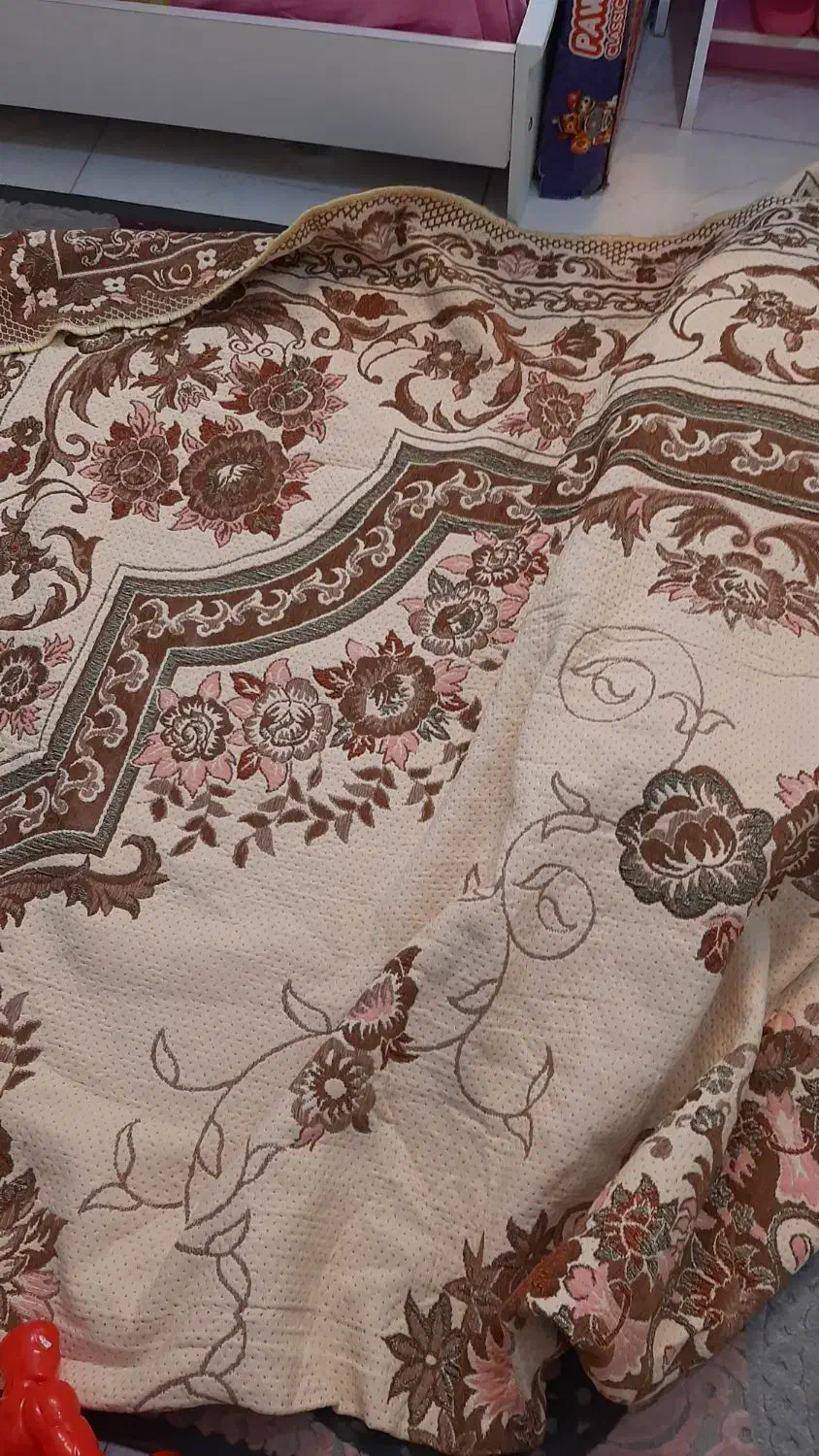 تعدادی روفرشی و روتختی خیلی تمیز|روفرشی|مشهد, بهارستان|دیوار