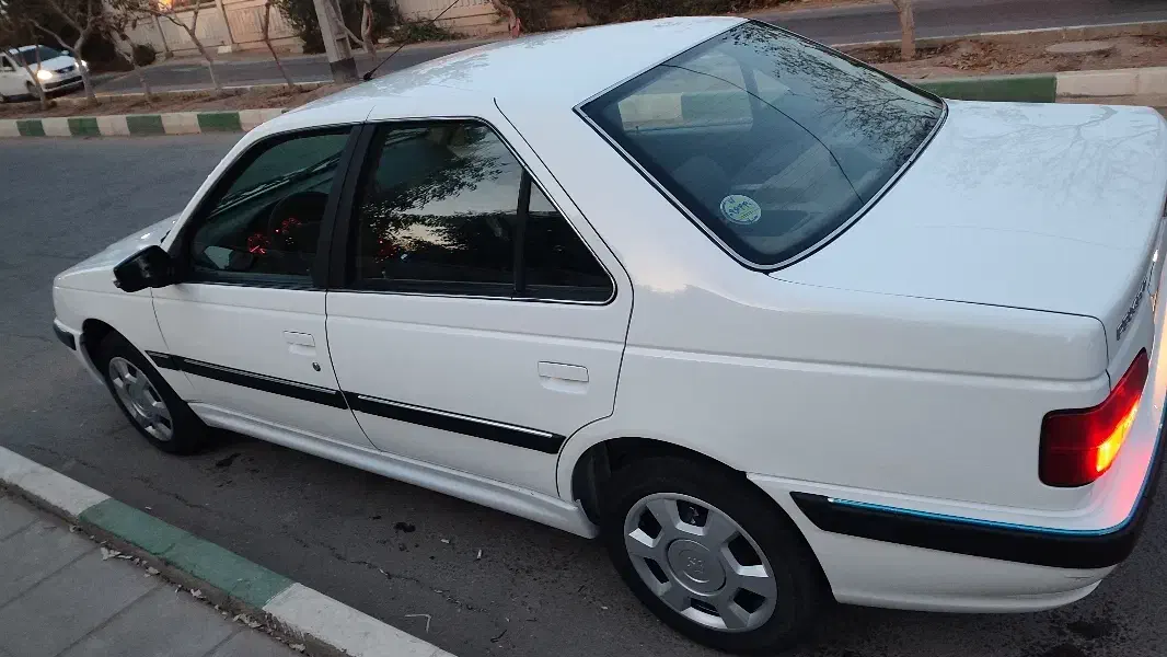 پژو پارس موتور جدید 402|خودرو سواری و وانت|قم, دروازه چوبی|دیوار