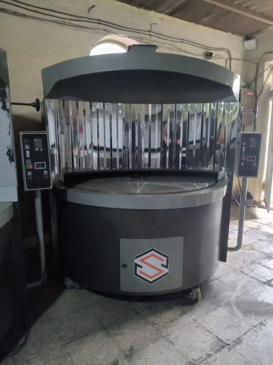 تنور گردان حرفه ای استاندارد|اجاق گاز و لوازم برقی پختوپز|شیراز, بازار|دیوار