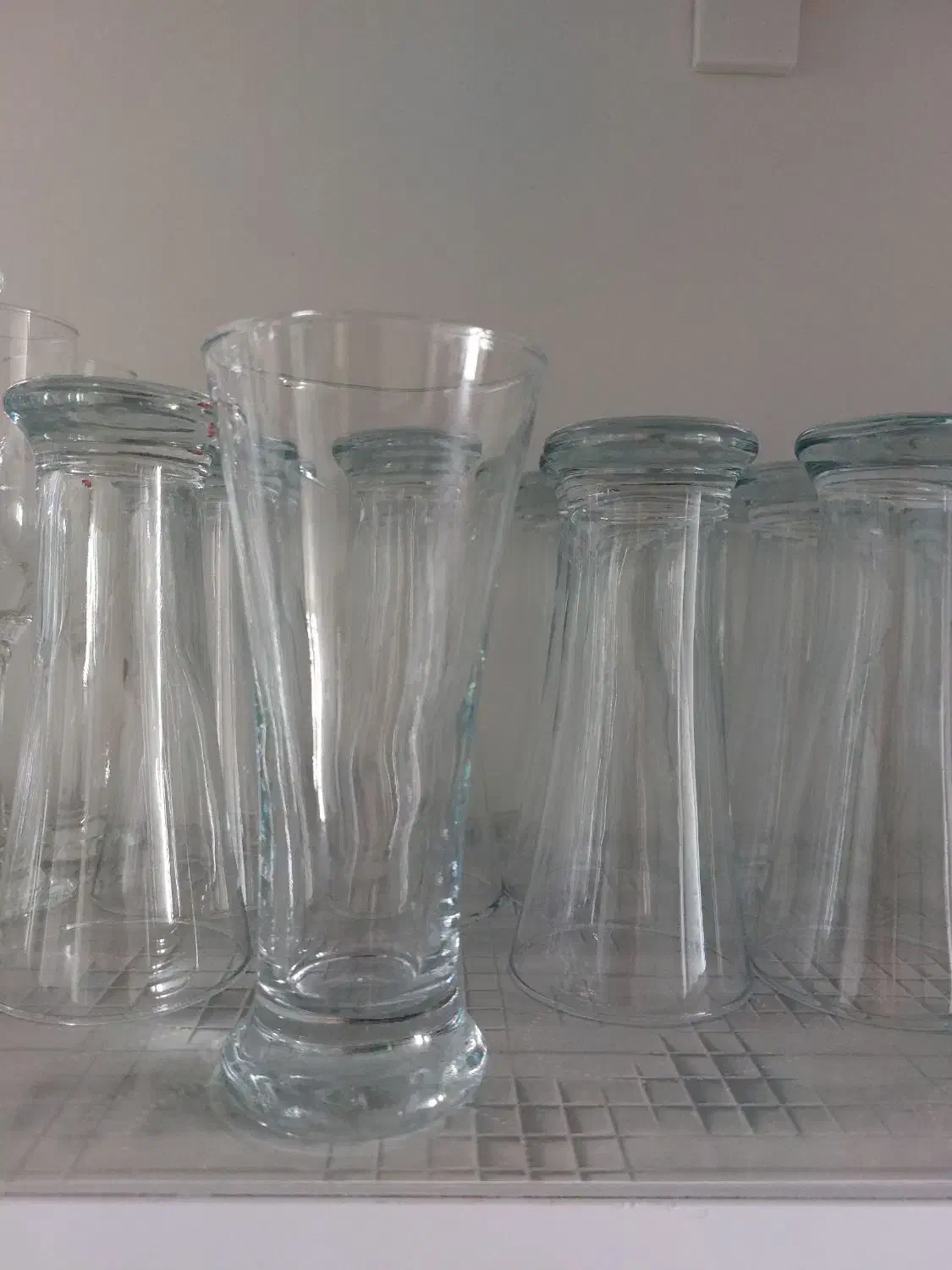 لیوان و استکان|ظروف سرو و پذیرایی|مرودشت, فرهنگ|دیوار