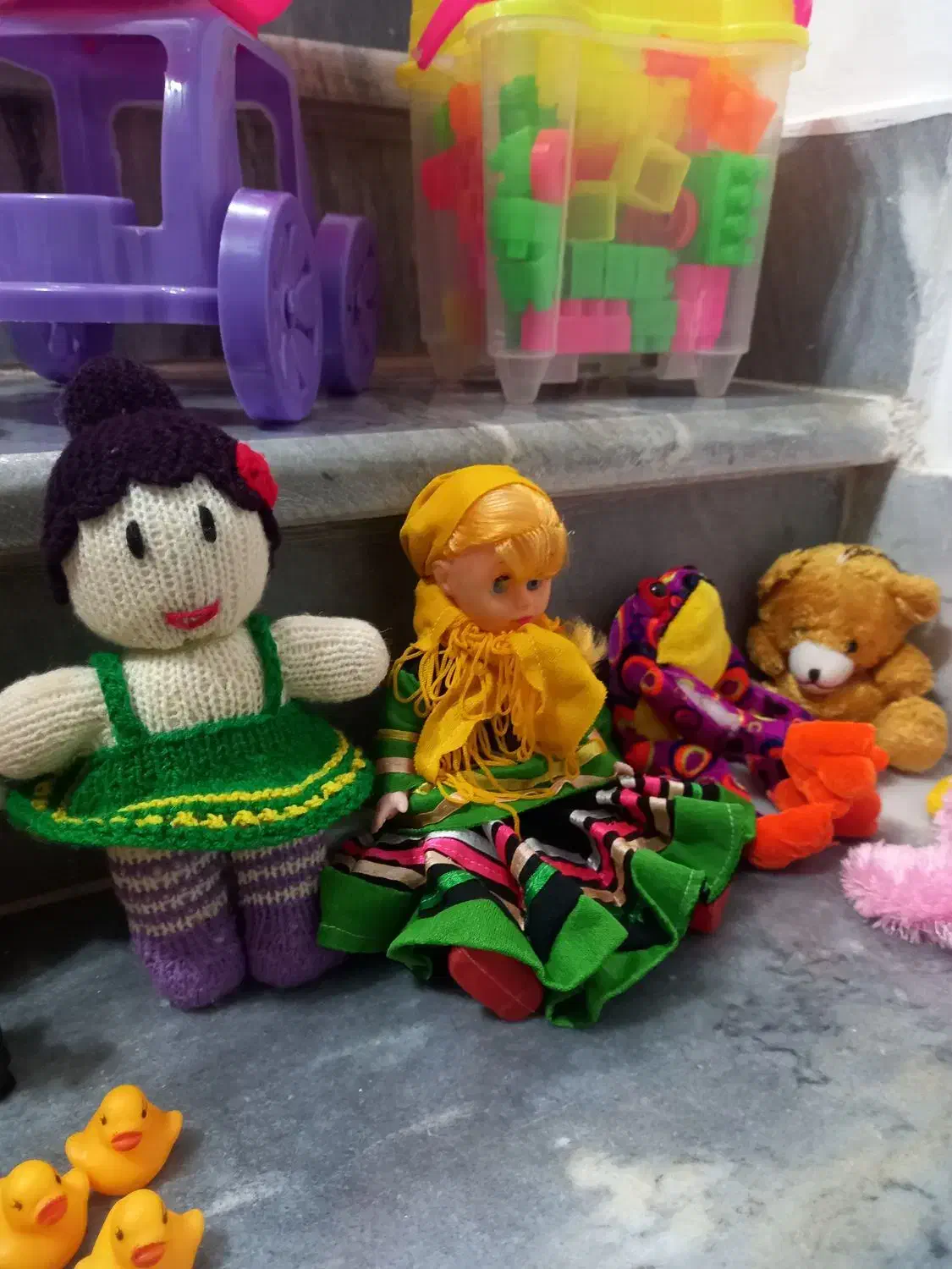 اسباب بازی بچگانه|اسباببازی بچه|آستانه اشرفیه, |دیوار