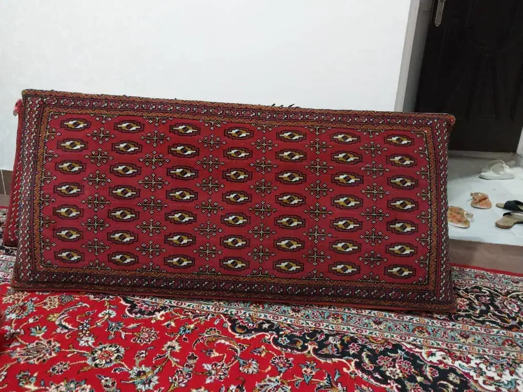 یک جفت پشتی ماشینی|پشتی|بروجرد, |دیوار