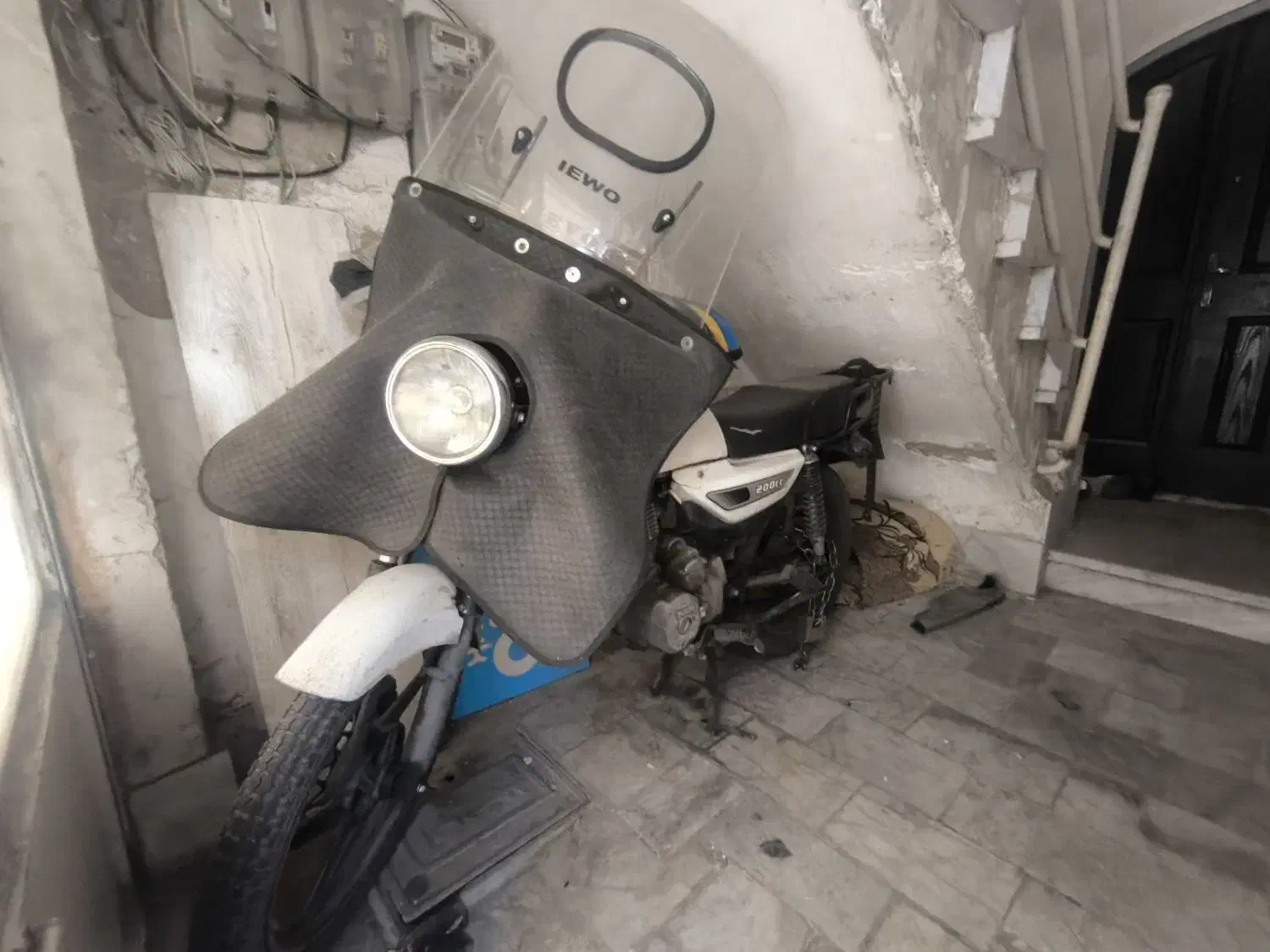 همتاز200|موتورسیکلت|مشهد, انقلاب|دیوار