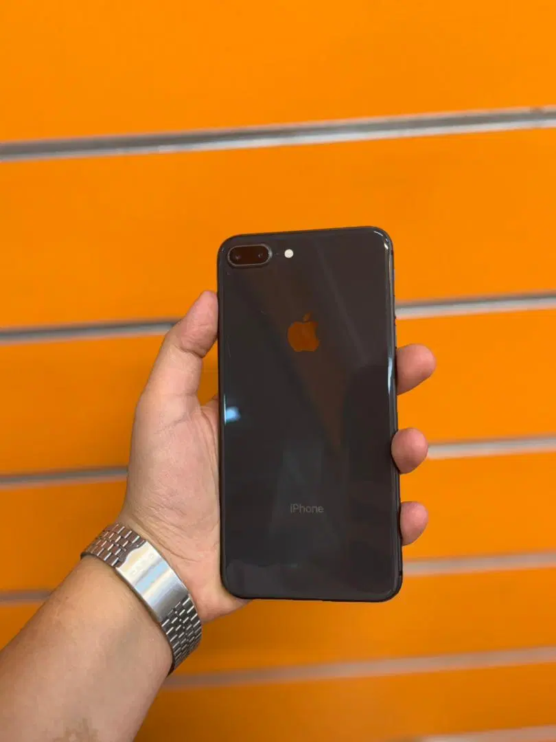 iphone 8 plus 64G|موبایل|اصفهان, احمدآباد|دیوار