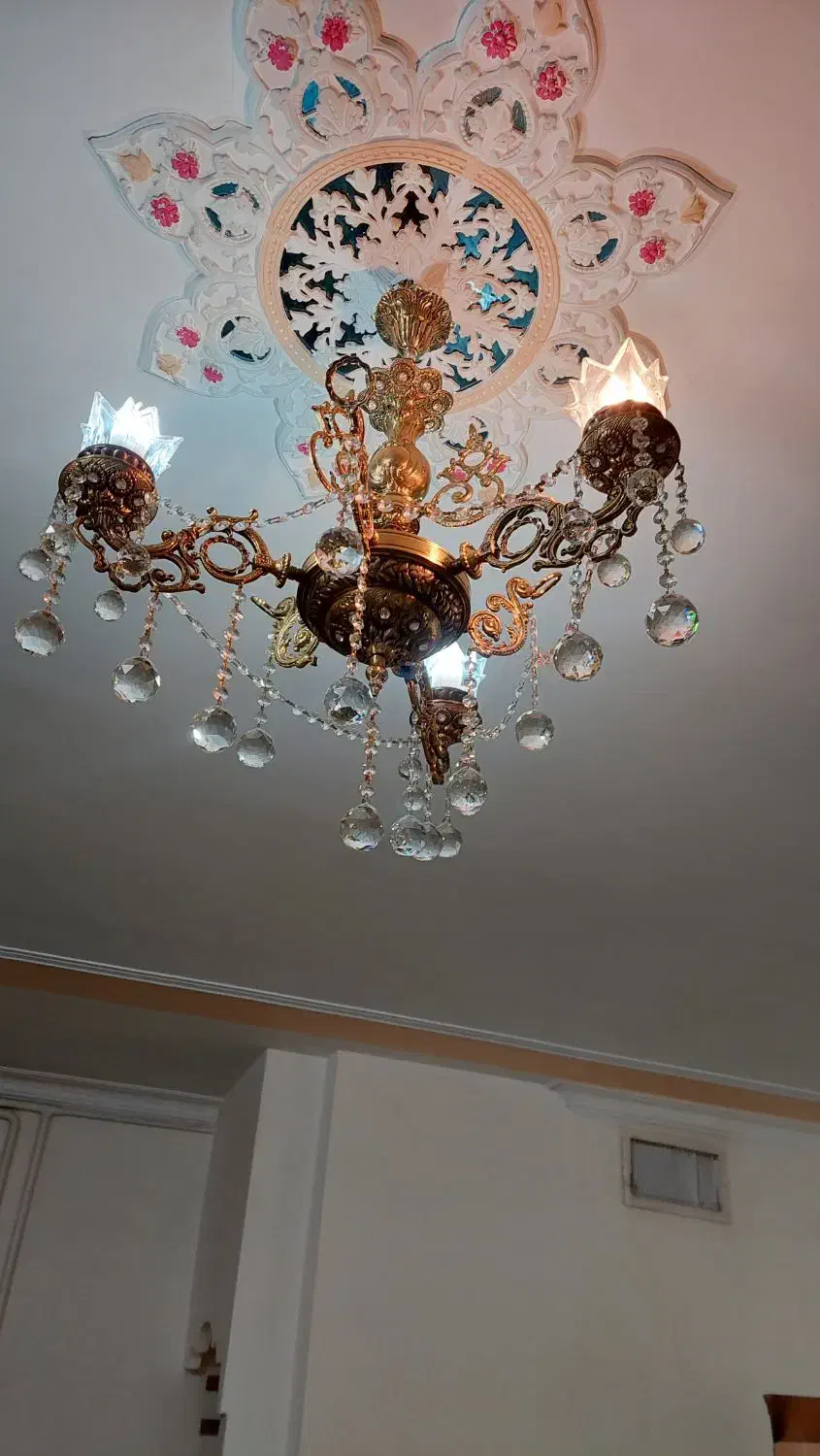 لوستر برنج|لوستر و چراغ آویز|بروجرد, |دیوار