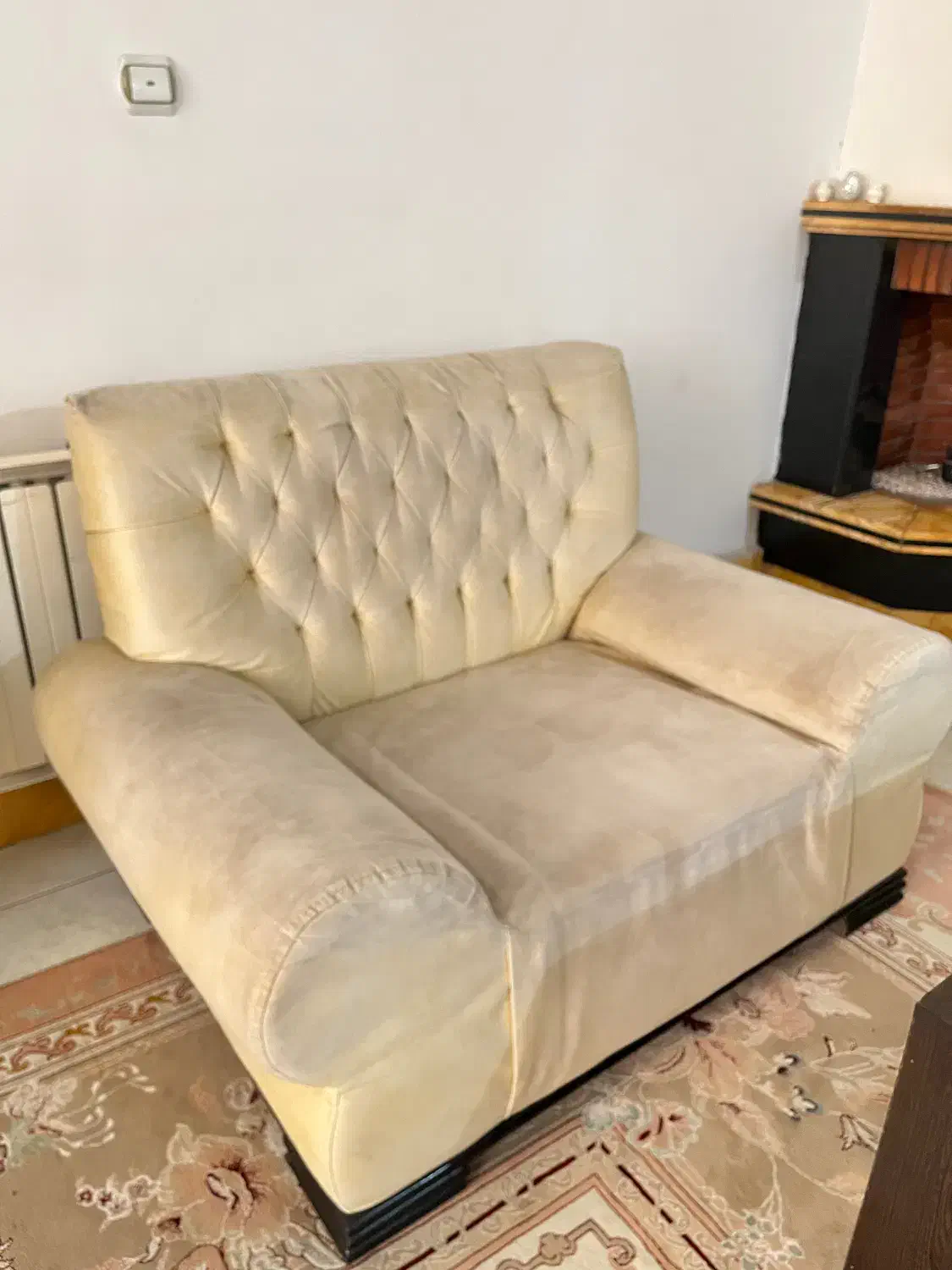 مبل ۷ نفره با میزوسط و ۴ عدد عسلی و میز غذاخوری|مبلمان خانگی و میز عسلی|قائمشهر, |دیوار